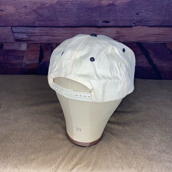 Autographed Harry Gant NASCAR car #33 driver - Picture 4 of 10